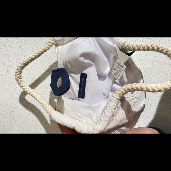 Tommy Hilfiger Lace Bag Small White with Rope handles Brand New Never been used - Picture 4 of 13